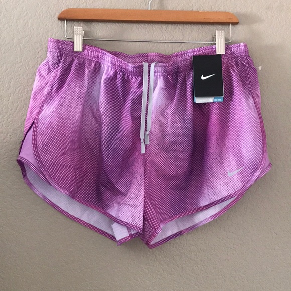 Nike Pants - Nike dri fit built in liner small back zip pocket